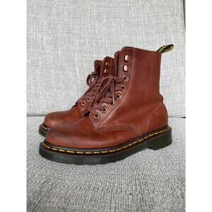 Brown Pascal Dr. Martens
